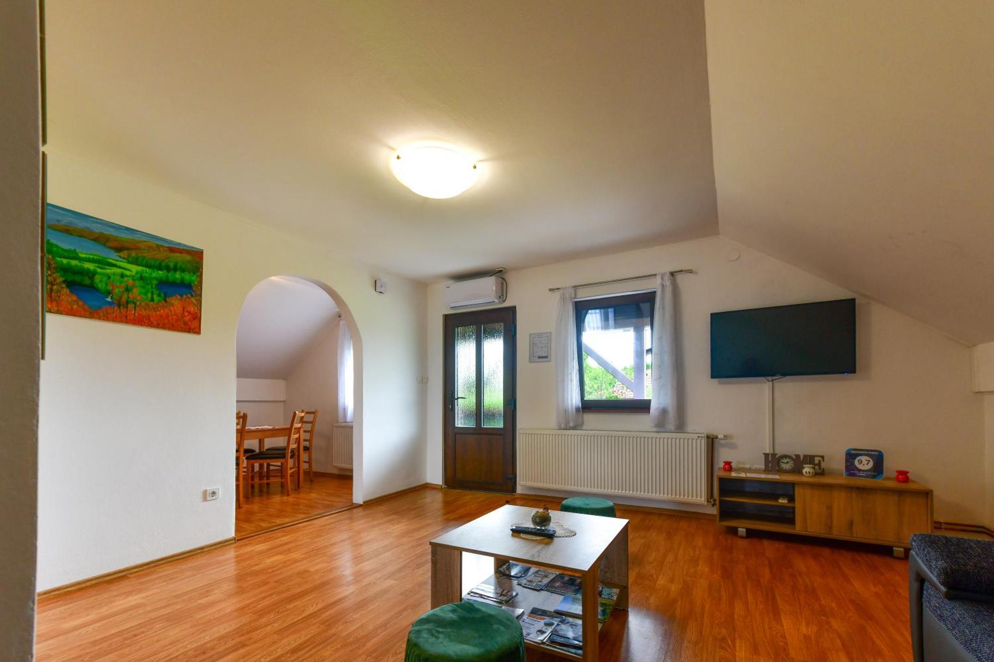 Apartment Ivano Rakovica Zewnętrze zdjęcie