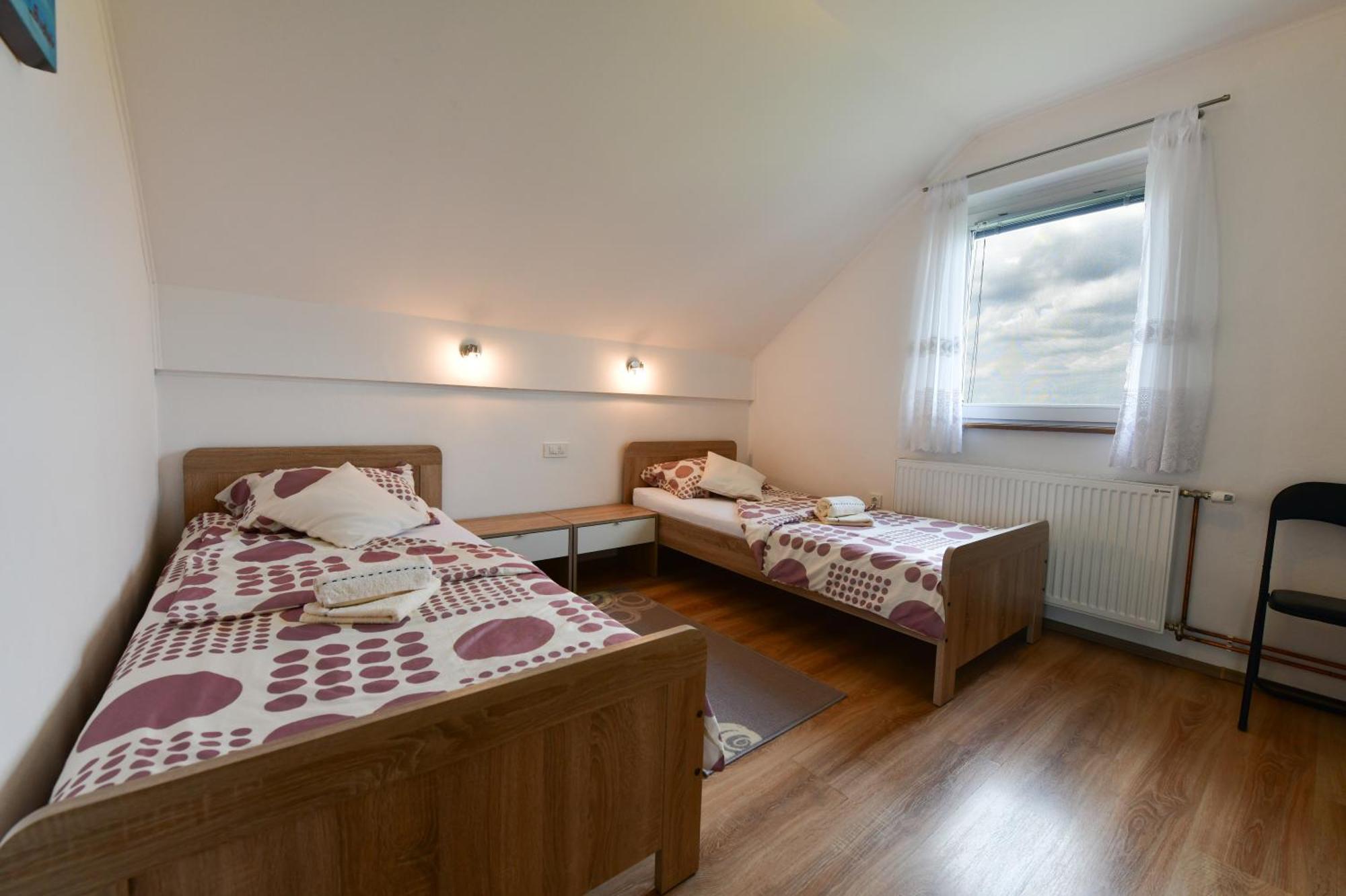 Apartment Ivano Rakovica Zewnętrze zdjęcie