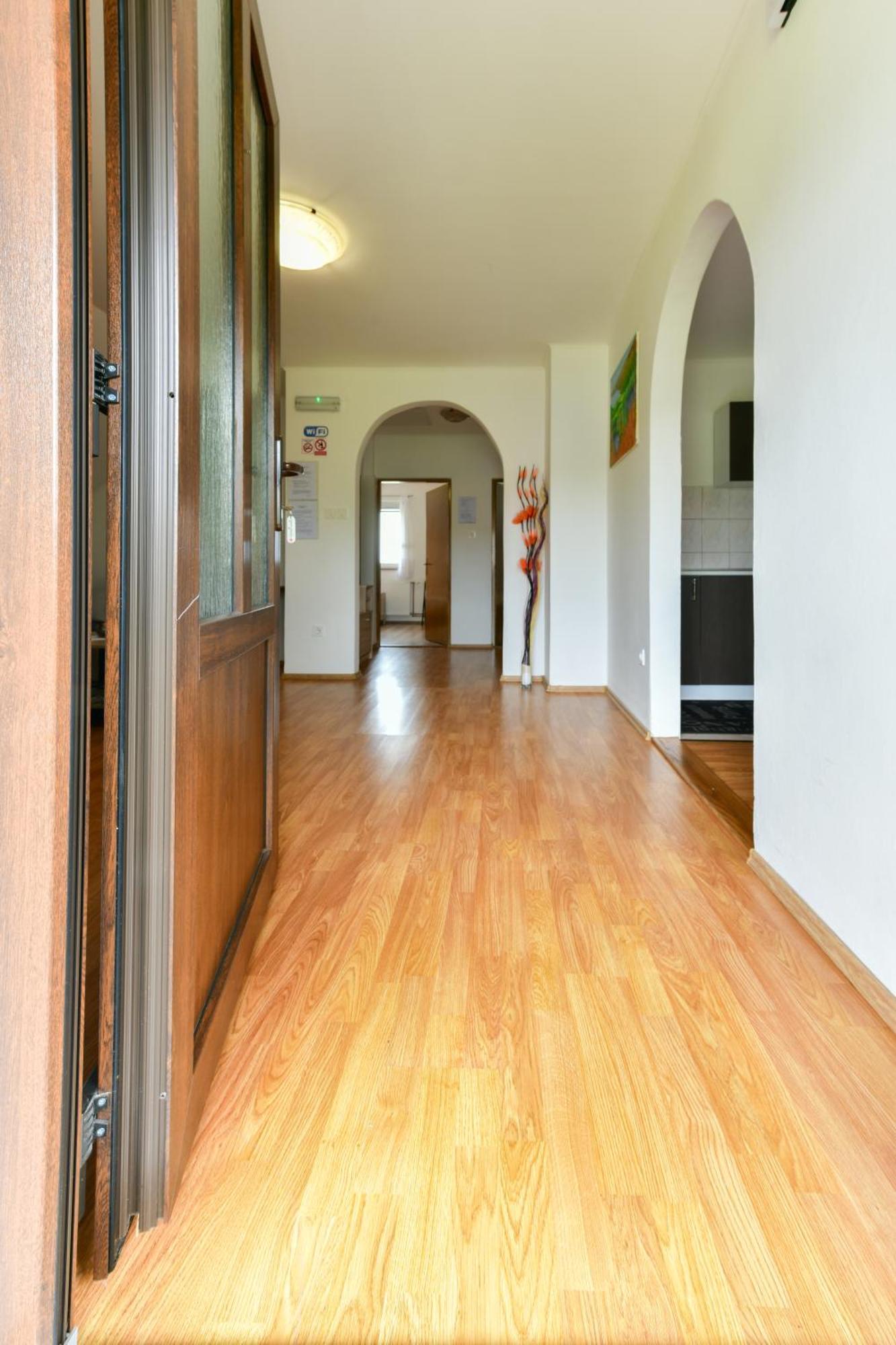Apartment Ivano Rakovica Zewnętrze zdjęcie