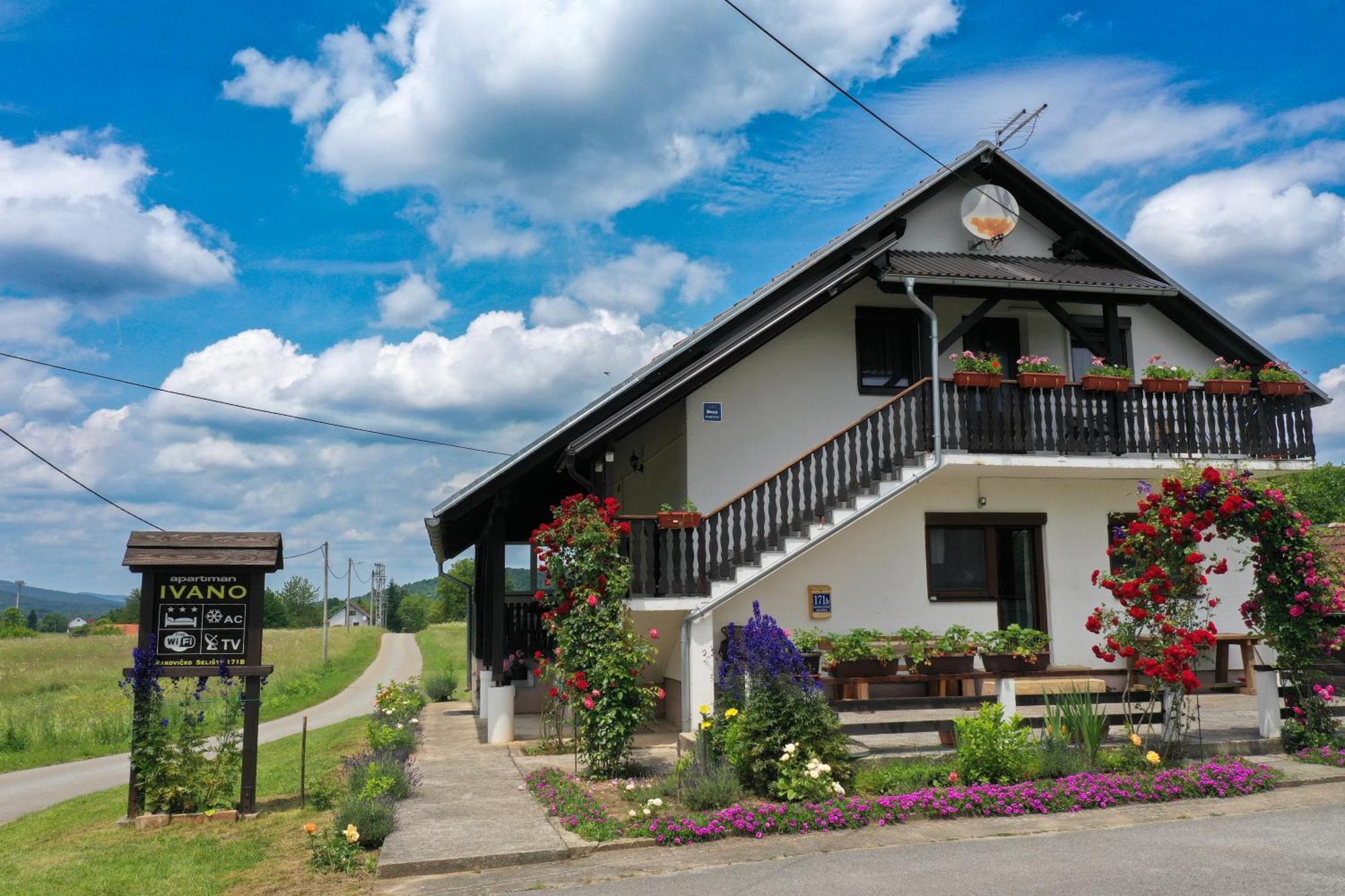 Apartment Ivano Rakovica Zewnętrze zdjęcie